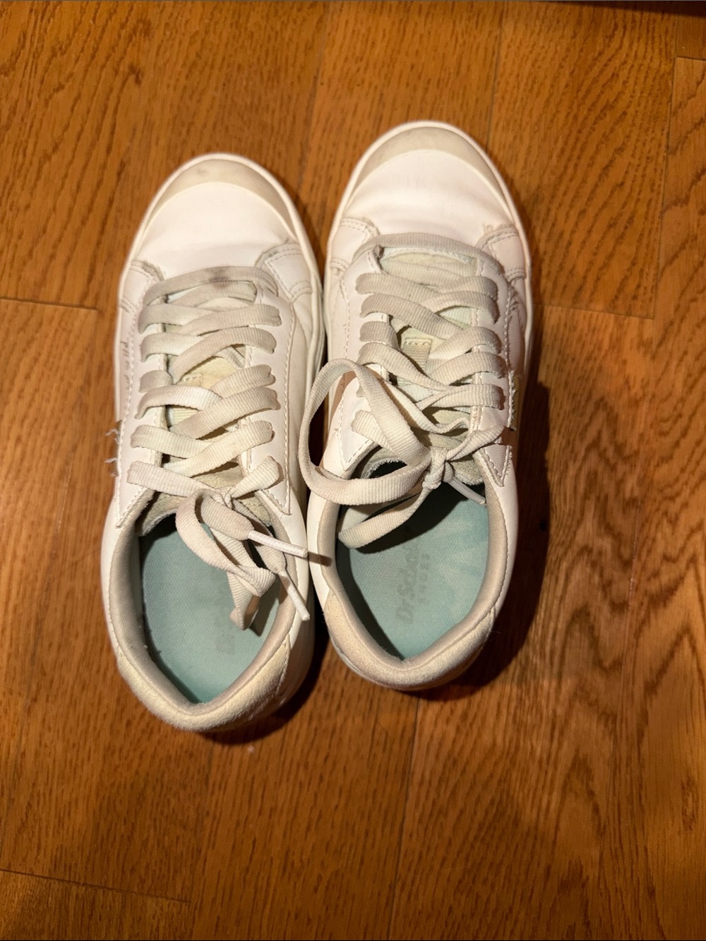 Dr. Scholl's White Low-Top Lace-Up Sneakers